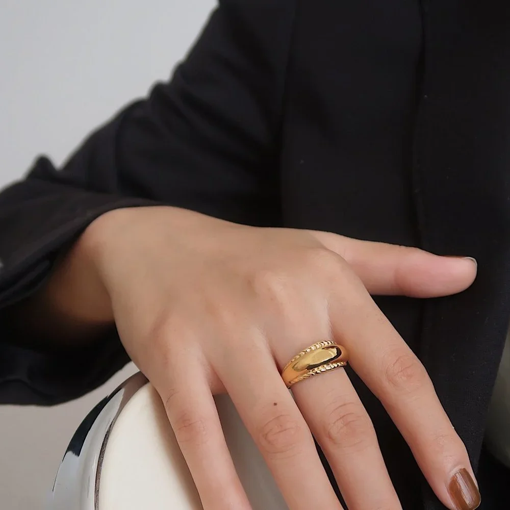 NEW 18K Gold Plated Braided Wide Curve Ring